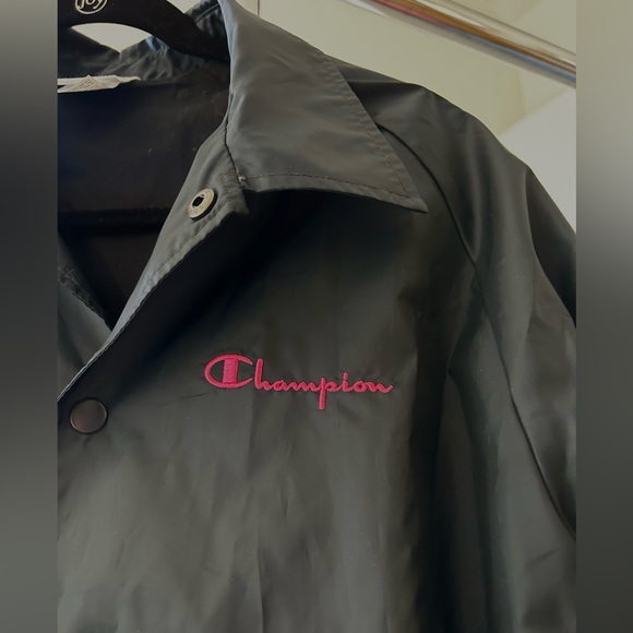 Champion rain / windbreaker jacket - Picture 3 of 11